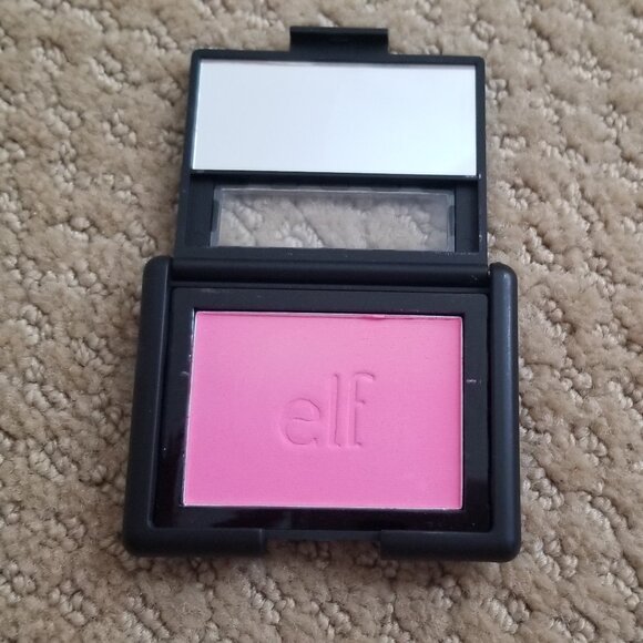 **NEW** elf Blush Pink Passion - Picture 2 of 3